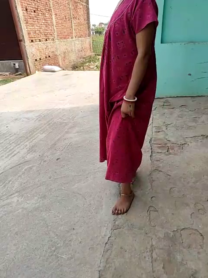 COUPLLE_VILLAGE