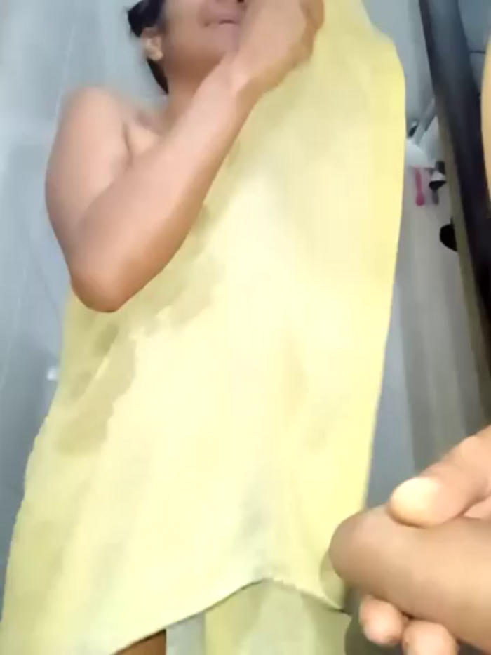 Leslly_