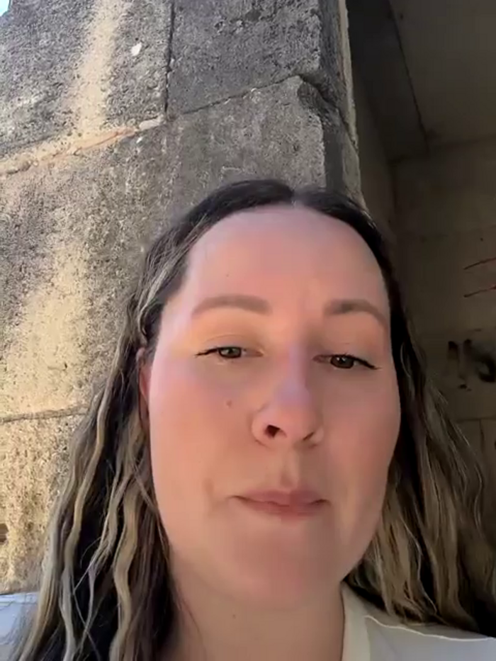 Mona_Plus