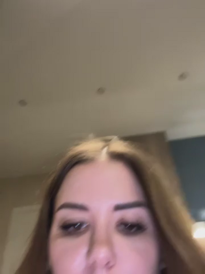Alina_Vibe_Me