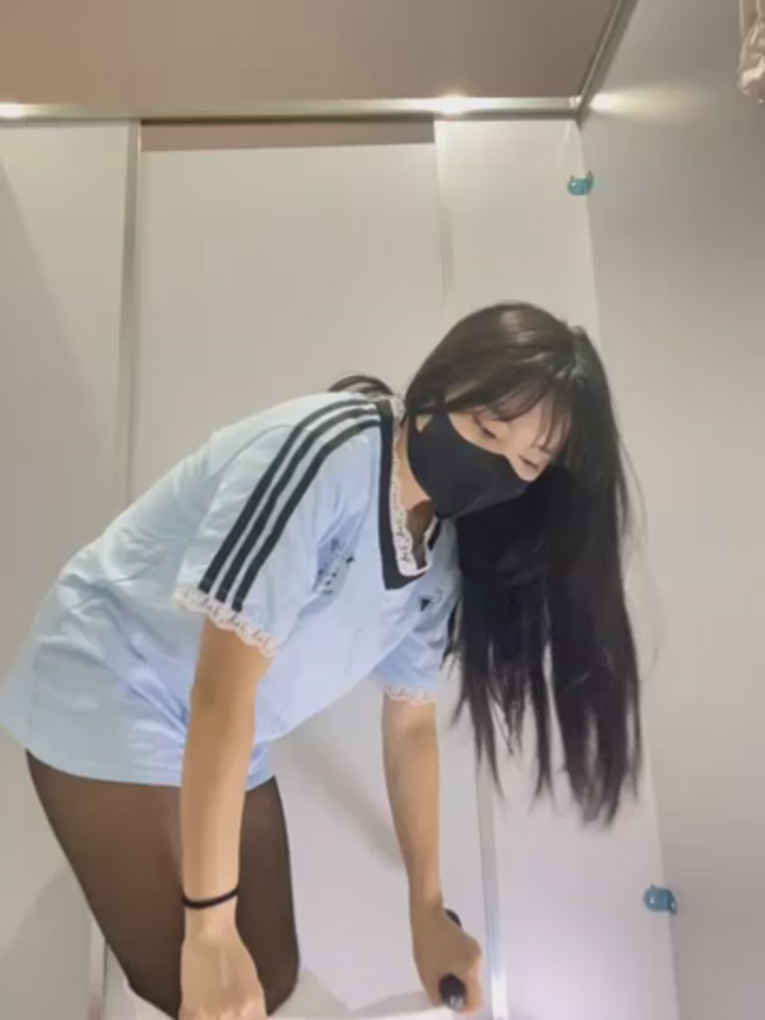Asia-Lynn