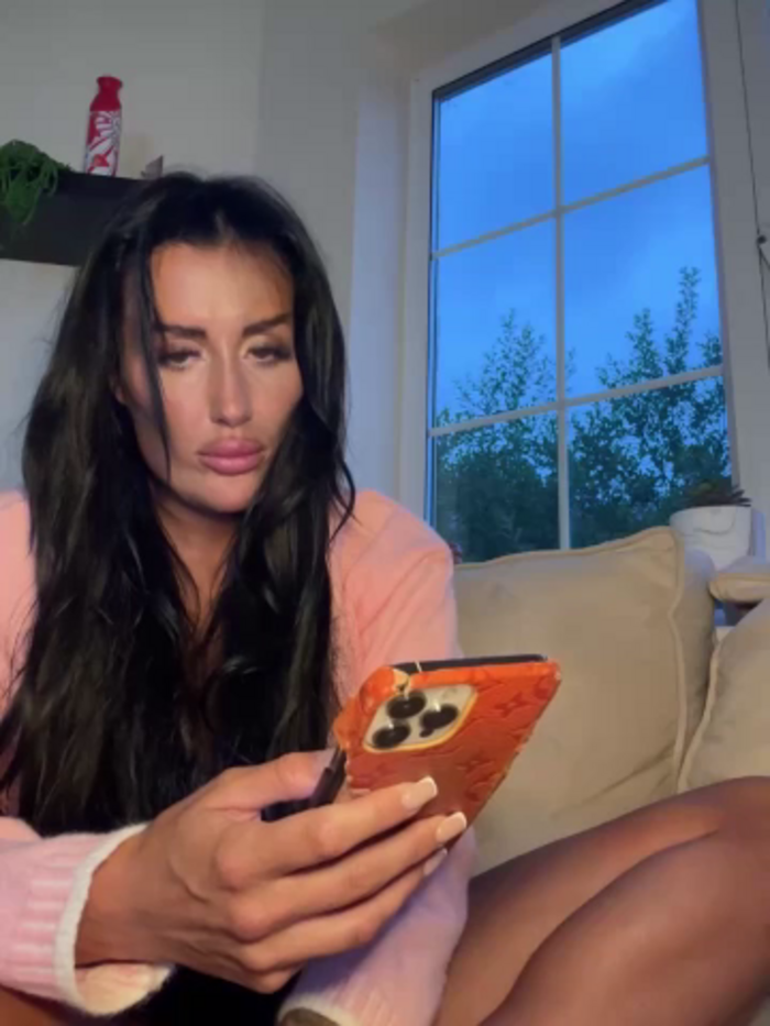 UKSYDNEYFOX