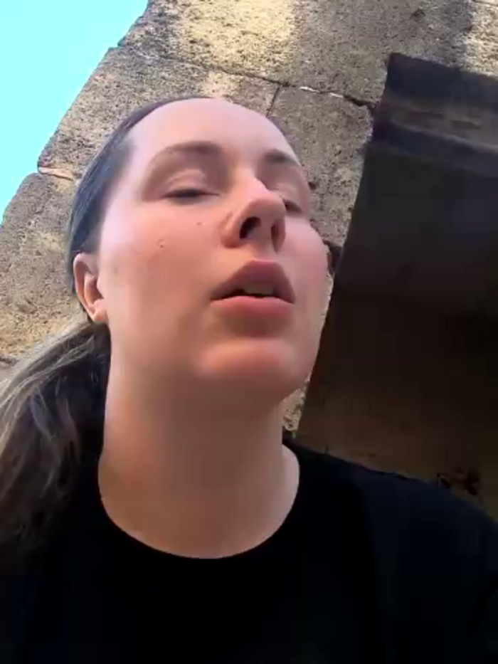 Mona_Plus