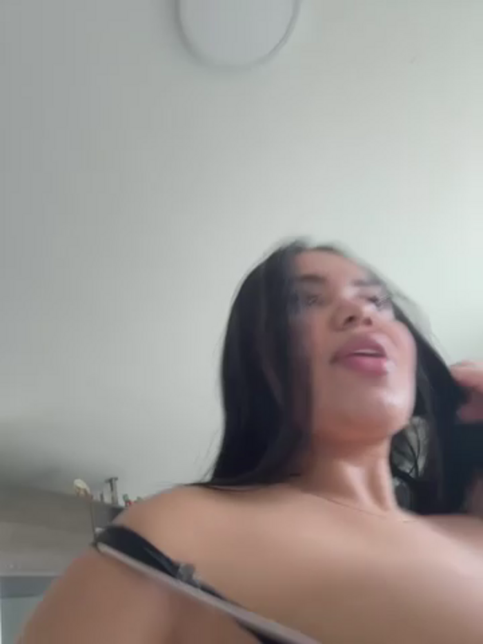 valeria2019hot