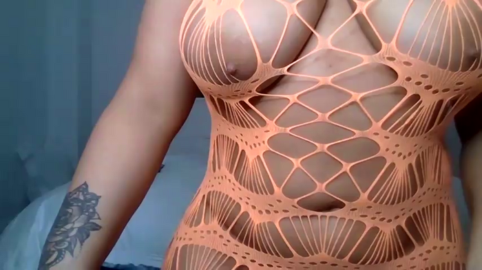 BritishJuicyAva