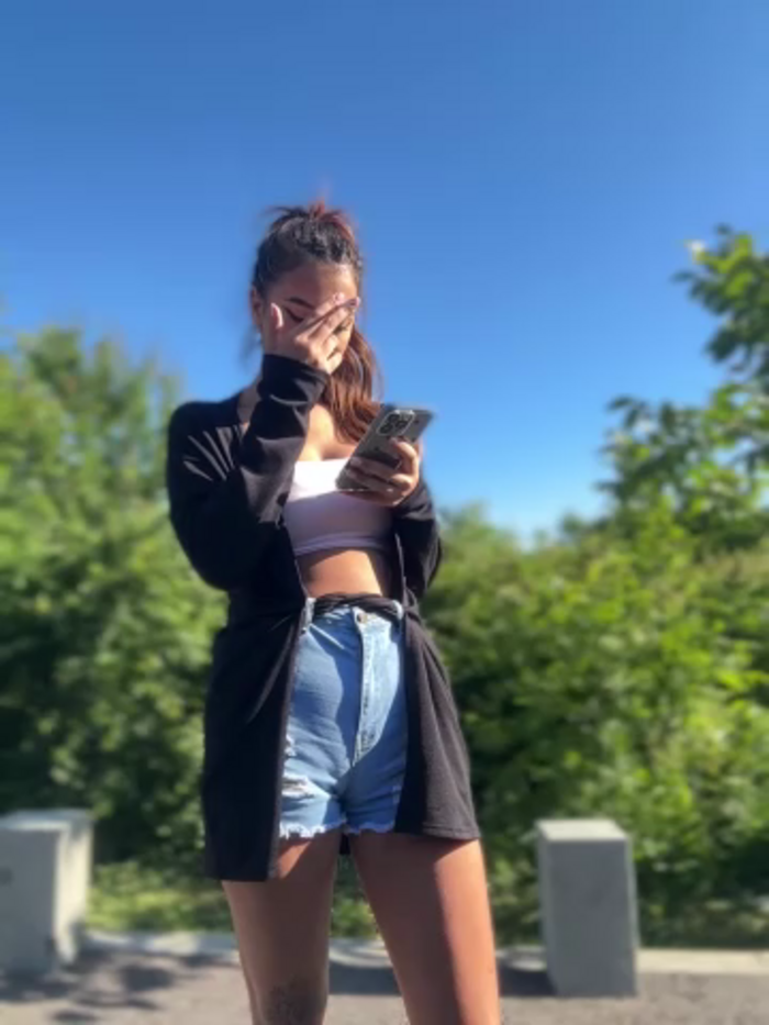 LaraVegas_