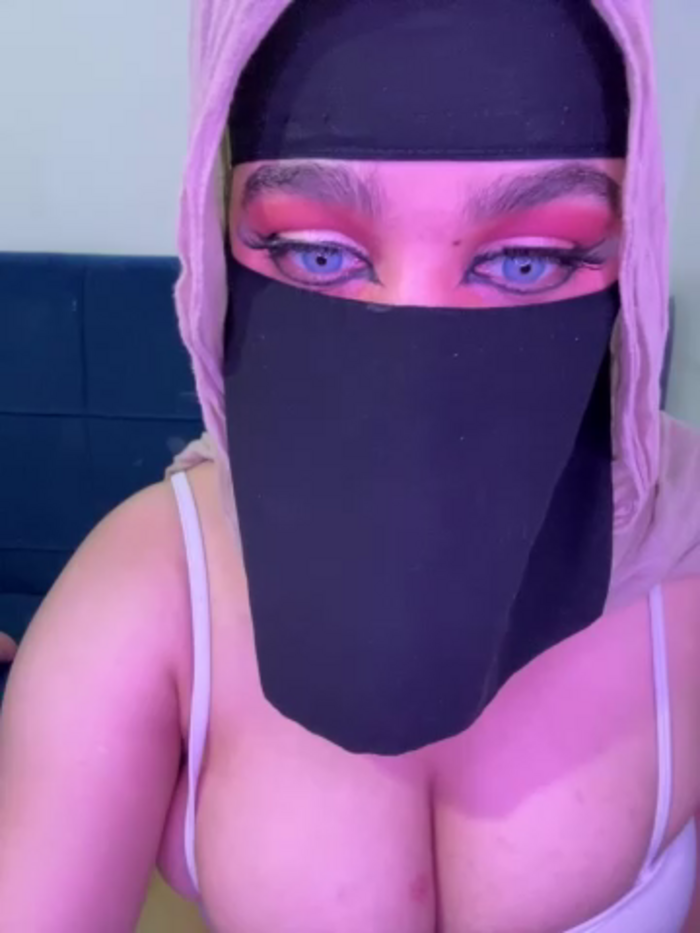 Lola-bunny-arab