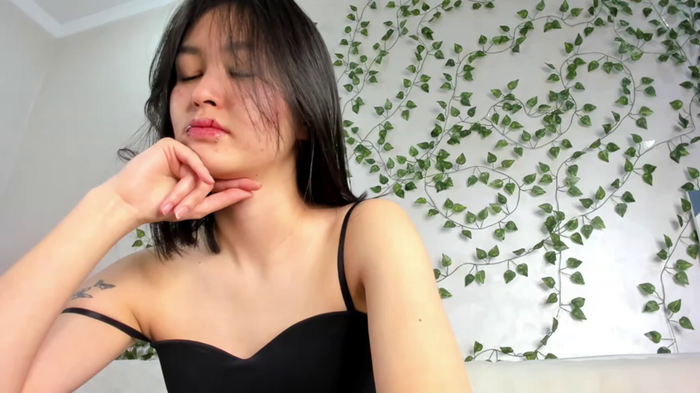Lola_Peach