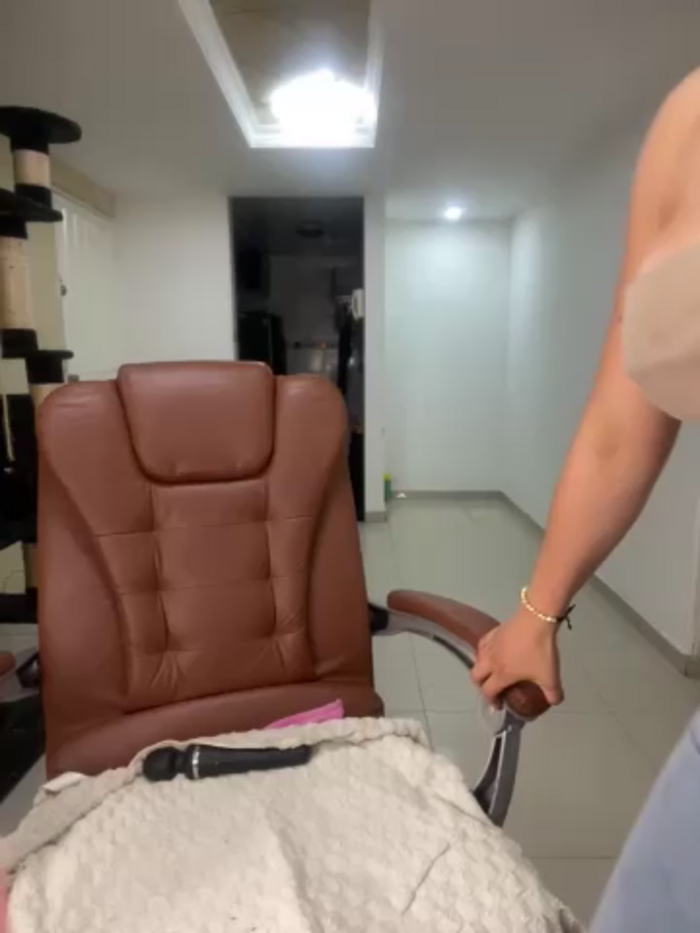 MiaJones21