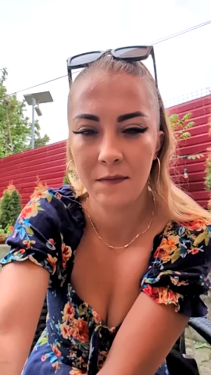 Risky_girl23