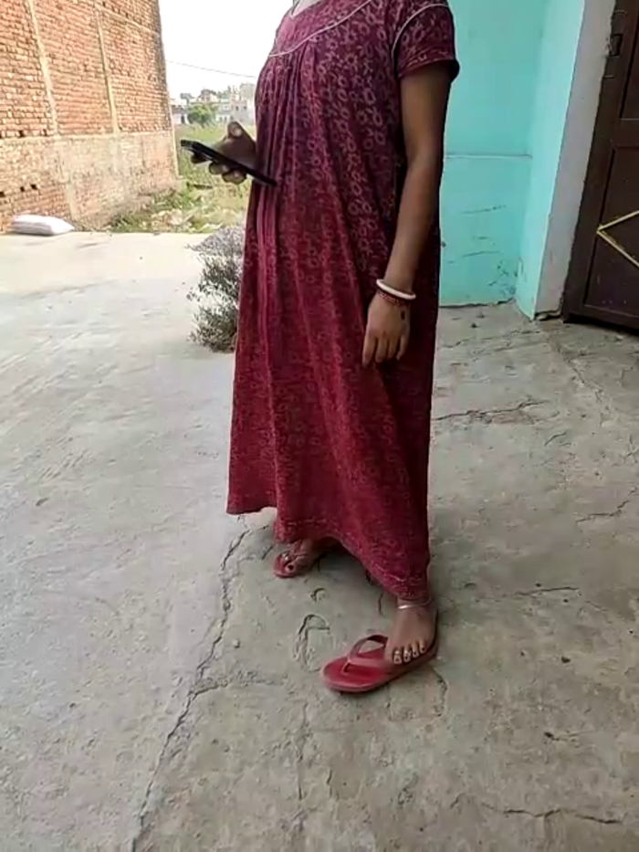 COUPLLE_VILLAGE