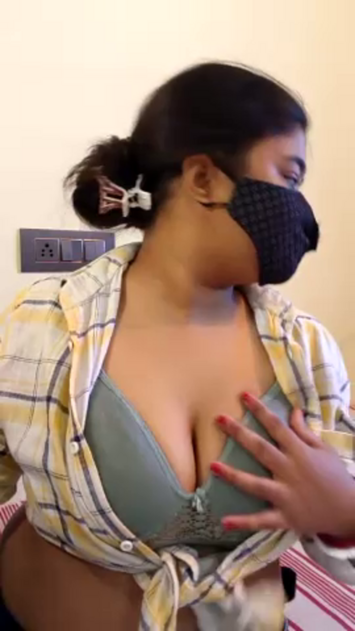 Hotty_Mona