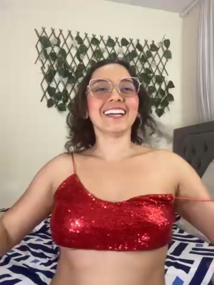 Kay_LustyWife