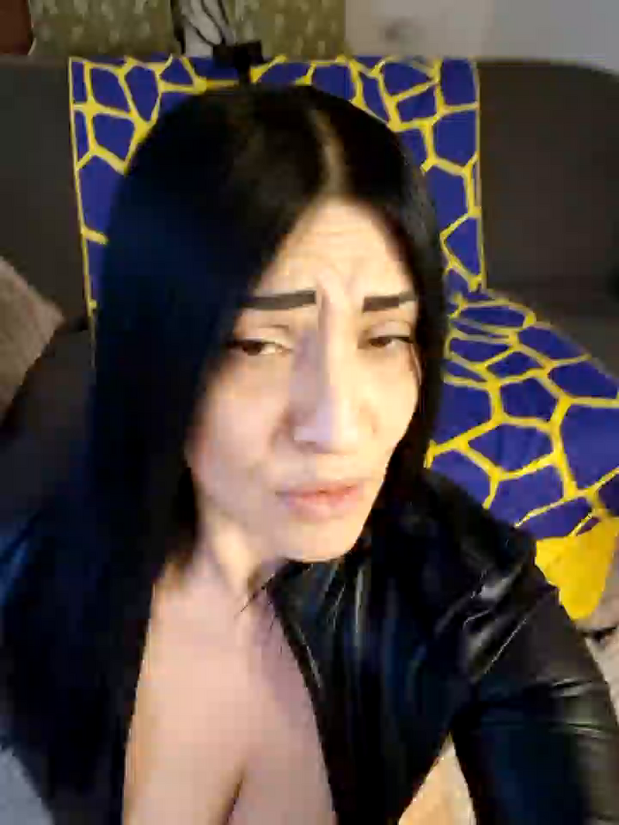 AryaSummersReal