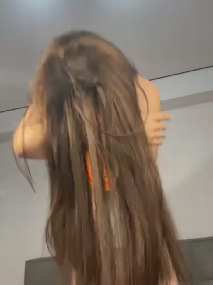 CurlyLara