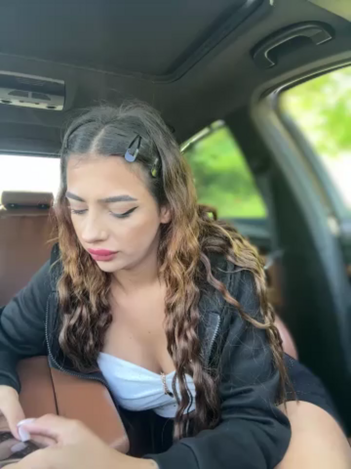 LaraVegas_