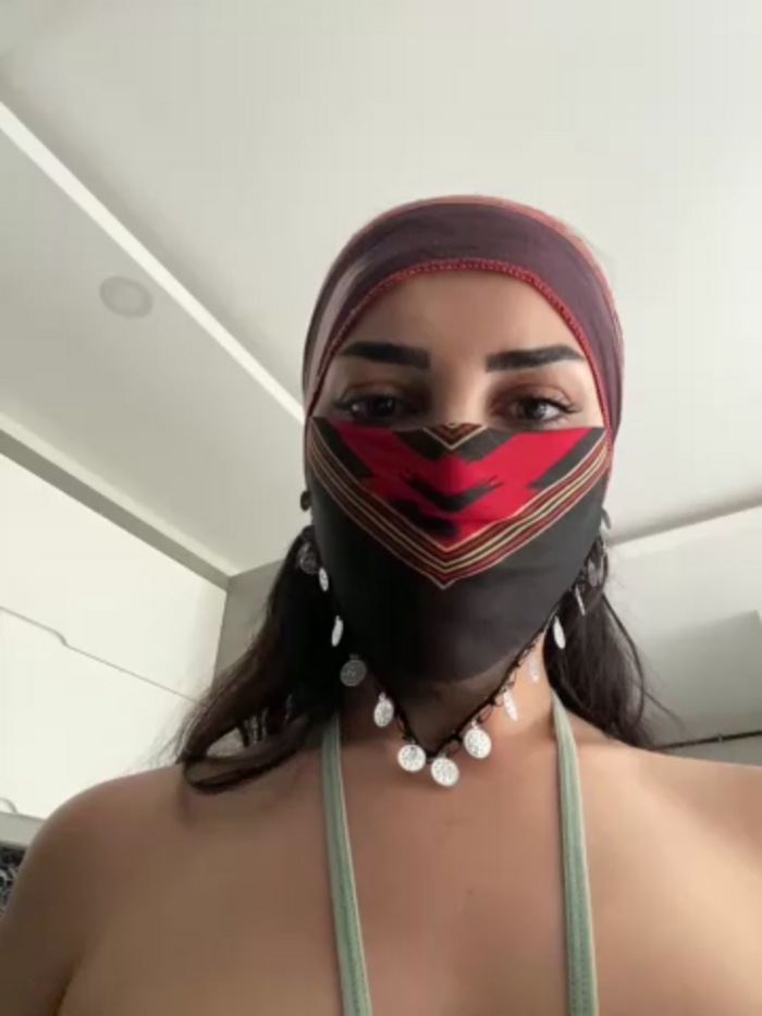 Ahu_Mask01