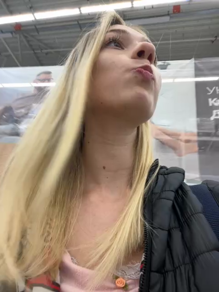 Lia__Love