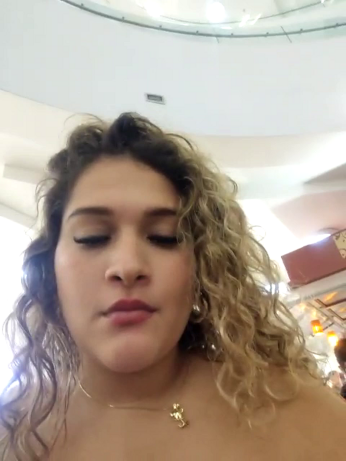 Sara_smiiith211