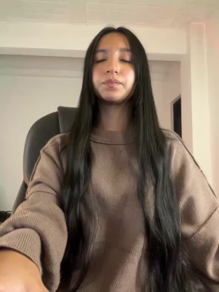 aly_golden_
