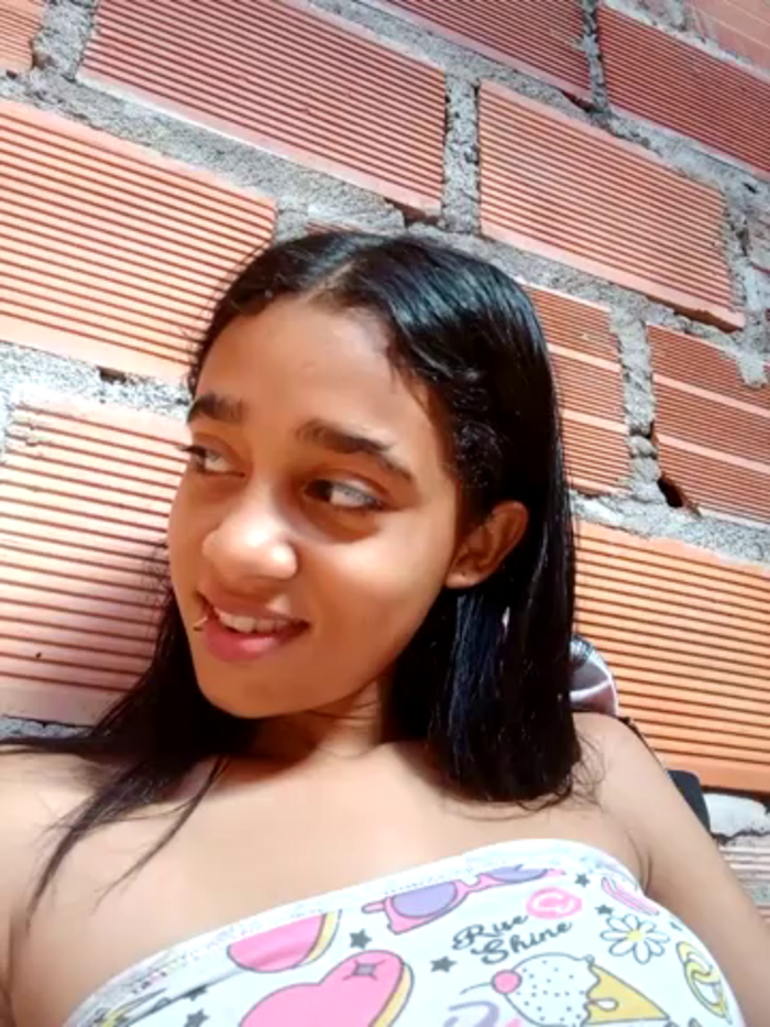 Zoe_Sweett18
