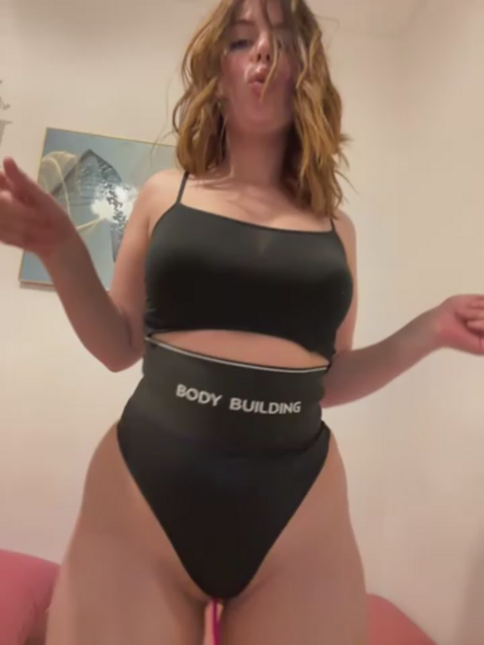 Hot_malak