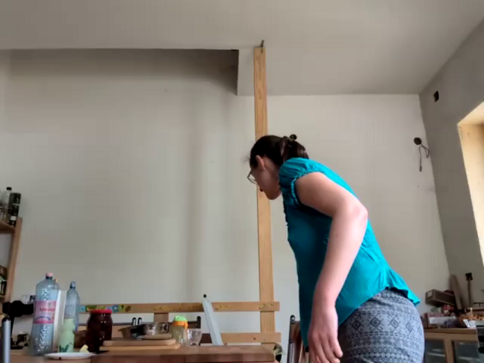 Milky_hairy_mommy