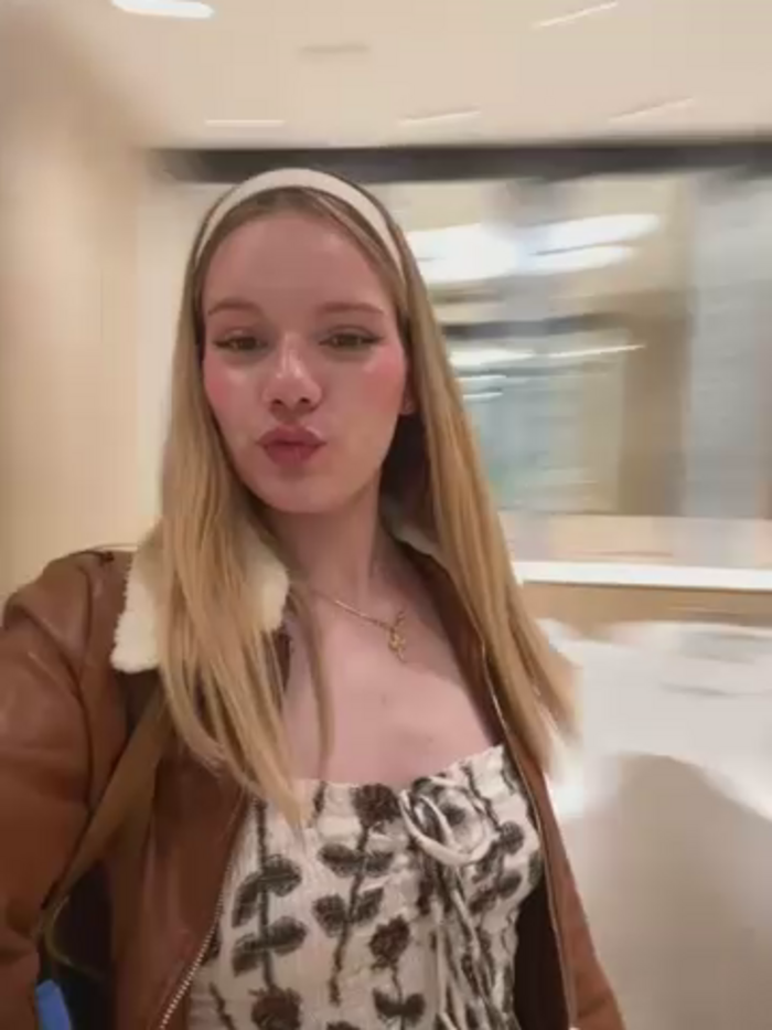 NicoleCut