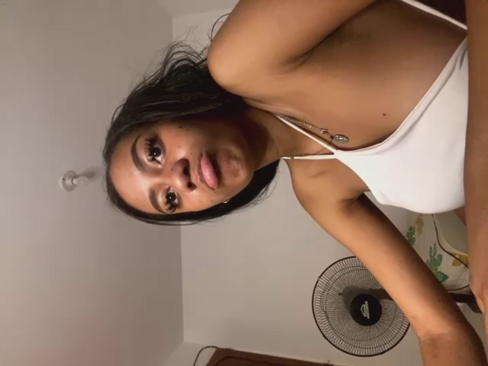 Sonia-Zaira18
