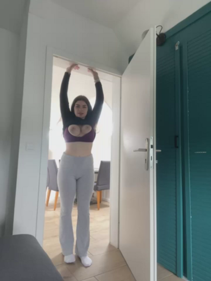 EllyNora