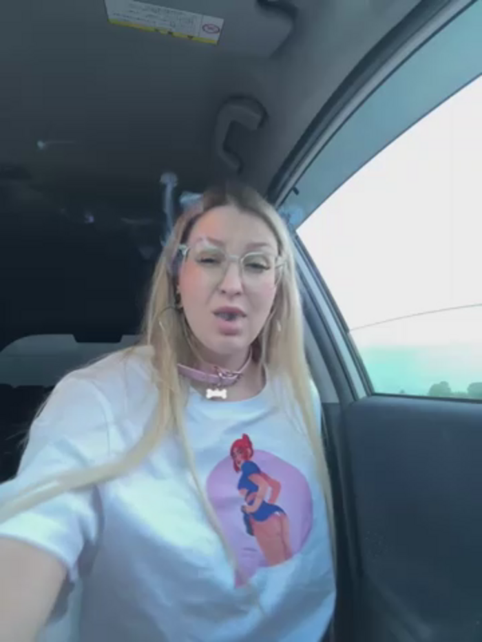 Teya_moon_