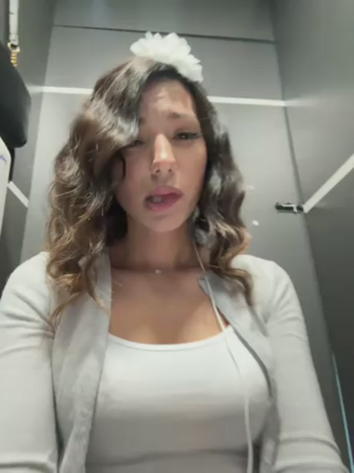 _MiaQueen_