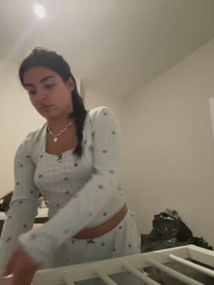 cute_carly_