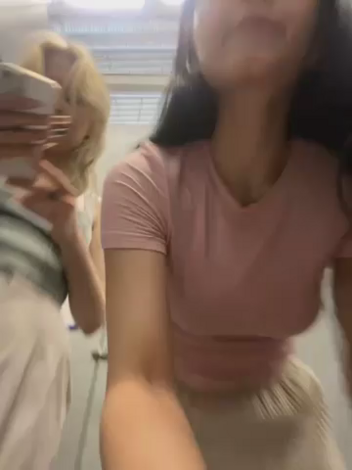 Cum_girlss