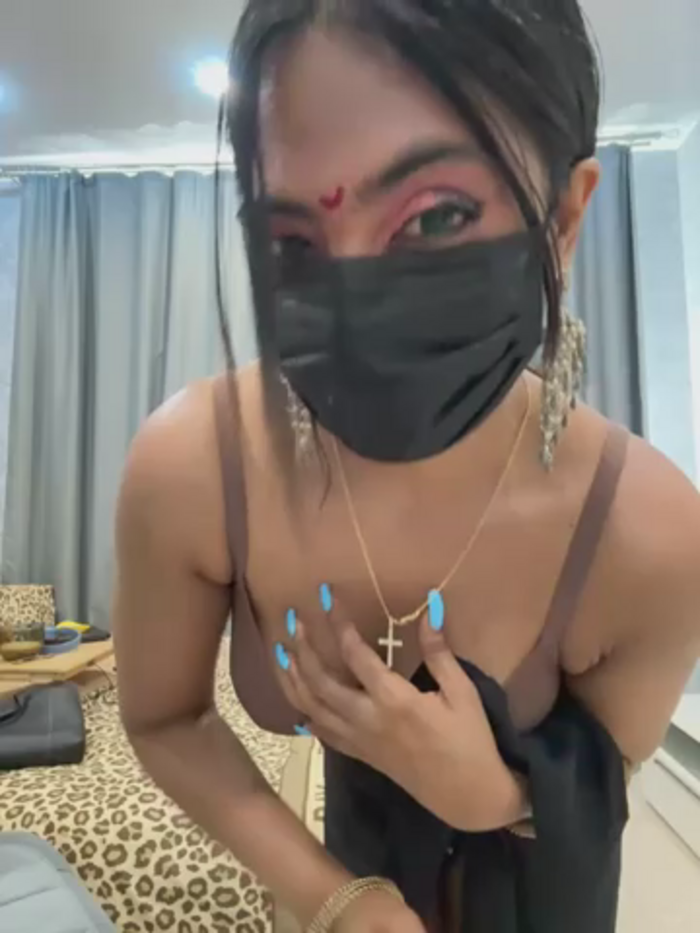 MonalisaDono18