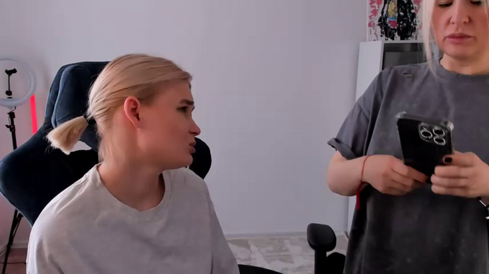 hotblonds