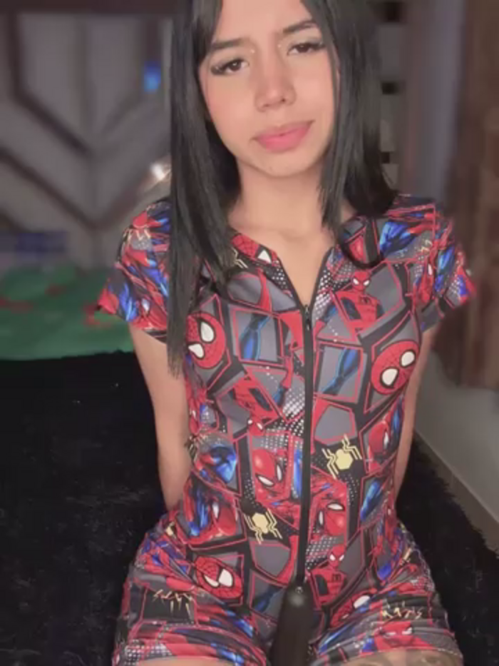 Laura-Khalifa