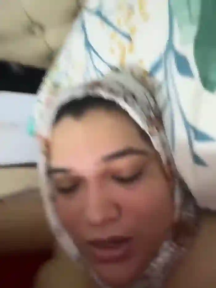 2025/05/25/stripchat-sweetmuslim01-23-21-42