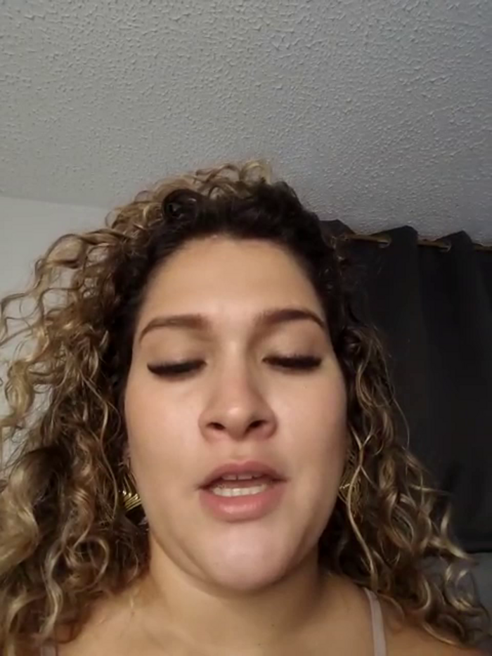 Sara_smiiith211