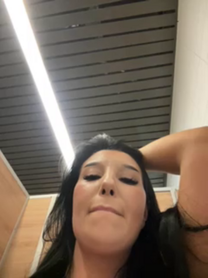 Tisha_Busty
