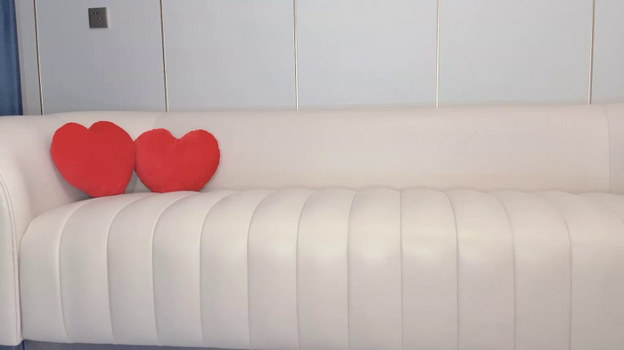 Angela-000