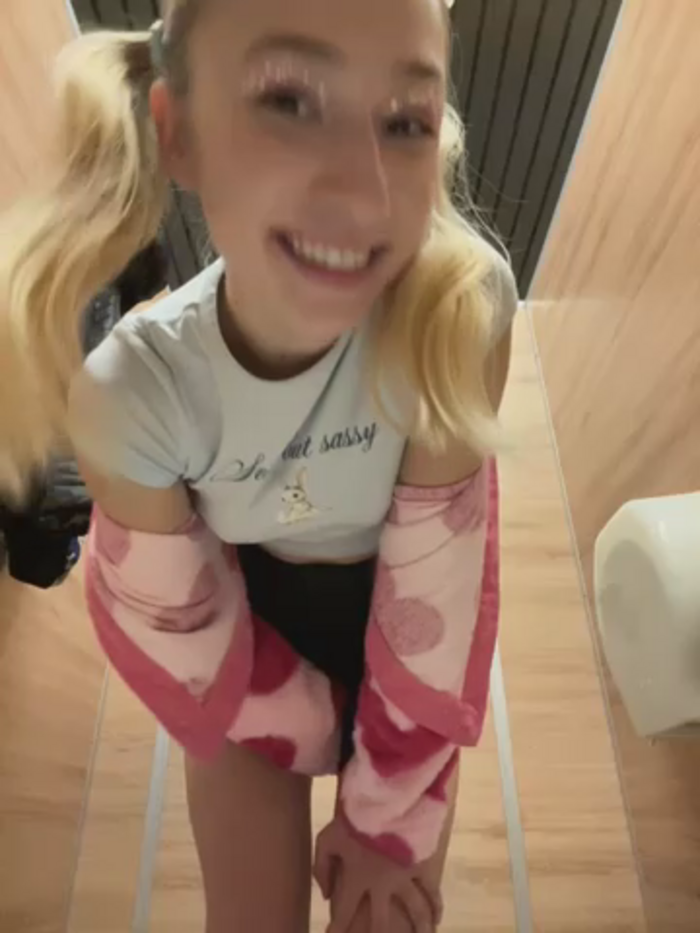 Lia__Love