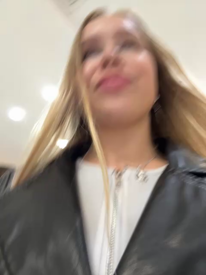 Liza_risky