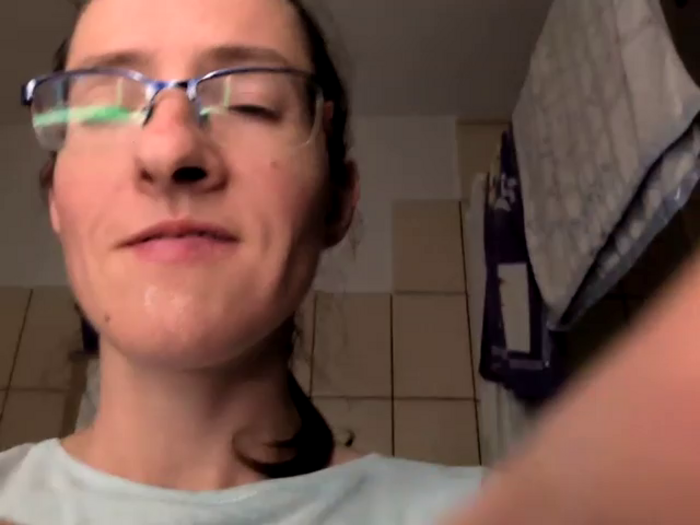 Milky_hairy_mommy