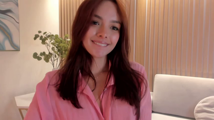 NaomiSainz