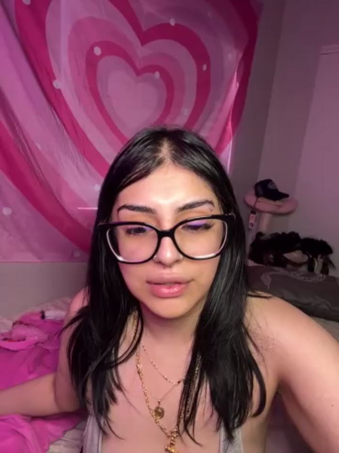 ThickerThanYoBitch
