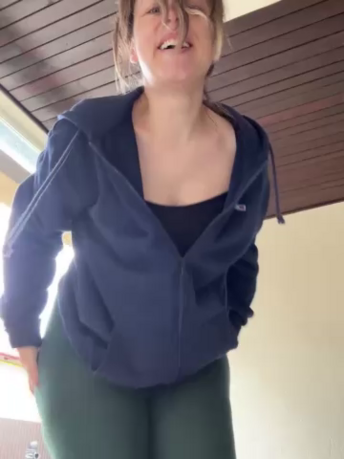 ladywithbigass
