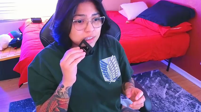 miacanela_xo