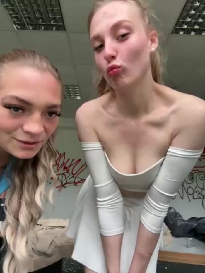 LizzyLush_