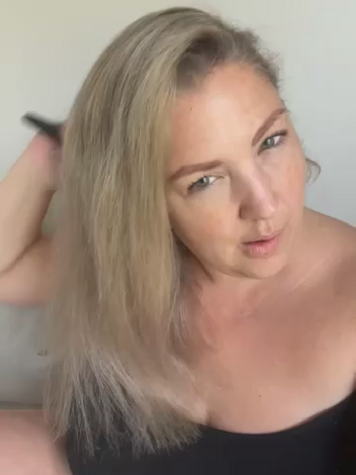 Anna_Alexa